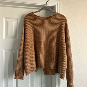 Boutique cut-out back light brown sweater